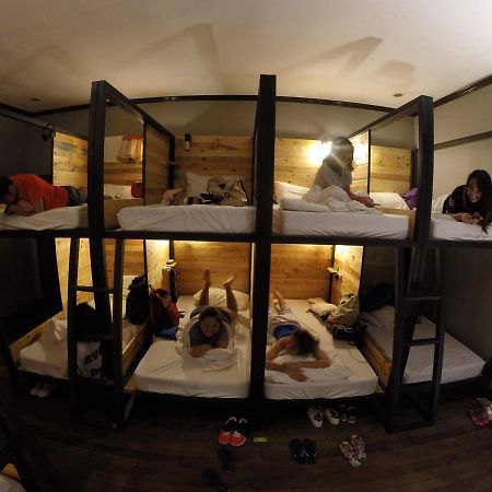 Hostel Seven Cebu Buitenkant foto