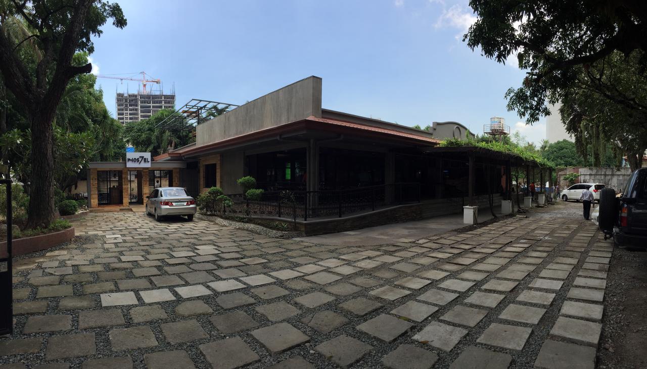 Hostel Seven Cebu Buitenkant foto